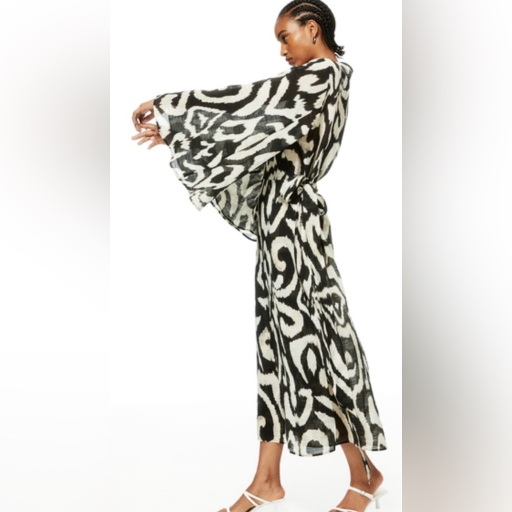H&M Black and White Maxi Dress